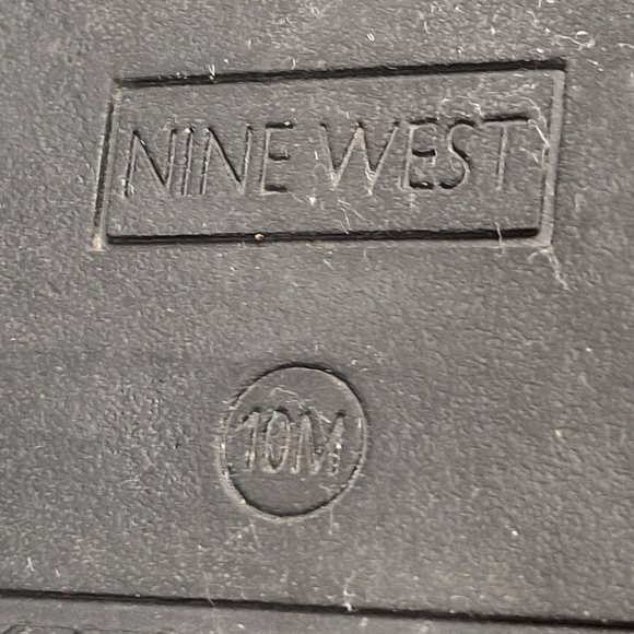 Nine West Platform Slides Chain Detail Pink Slip-On Flat Sandals Women Size 10 - Picture 2 of 16